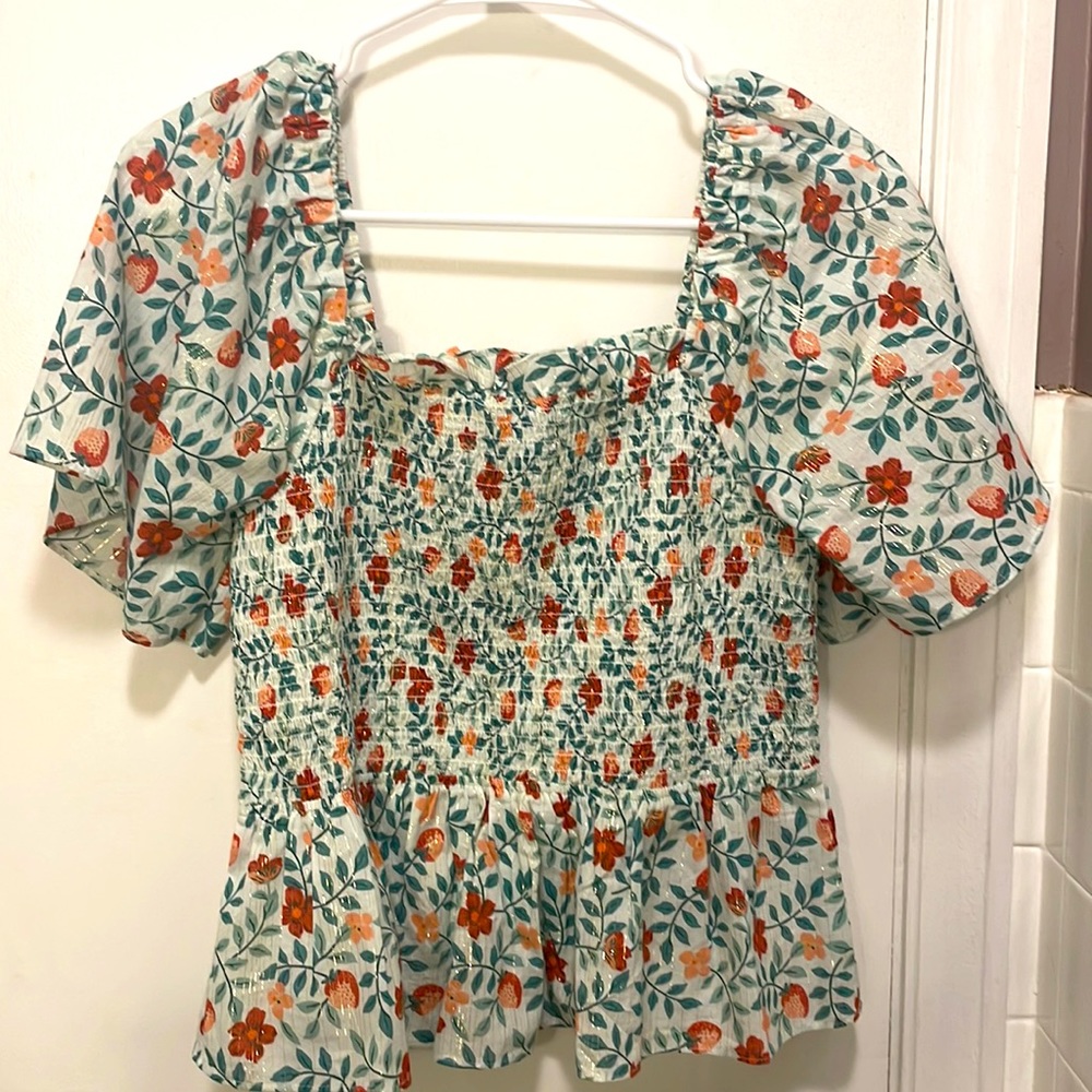 Draper James Size Small Strawberry Blouse